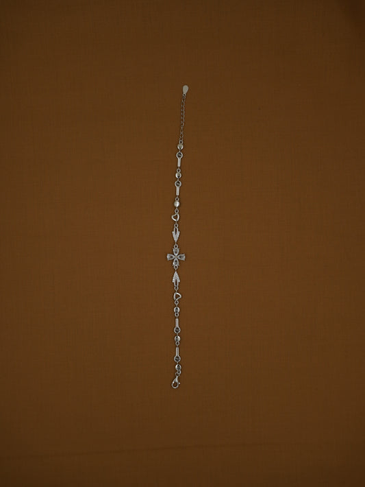 Lightweight Imported Four-Stone Flower Bracelet